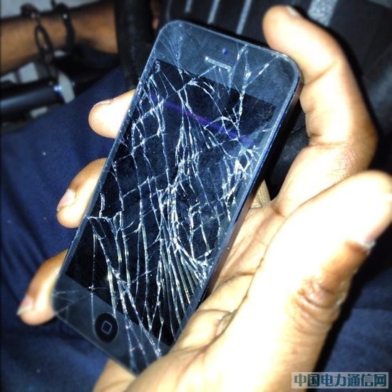 iPhone 5維修成本為何始終居高不下?